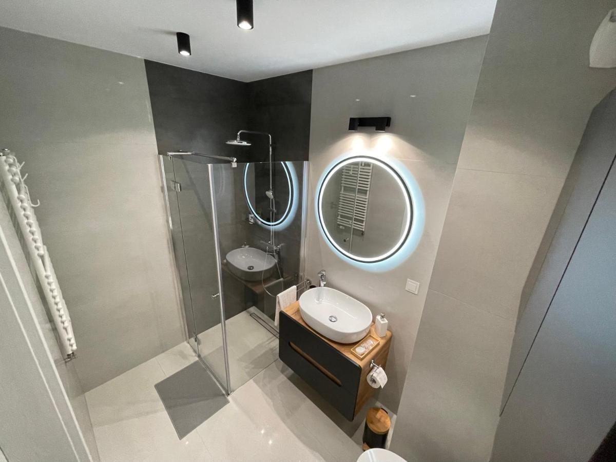 Newport Industrial Apartment وارسو المظهر الخارجي الصورة