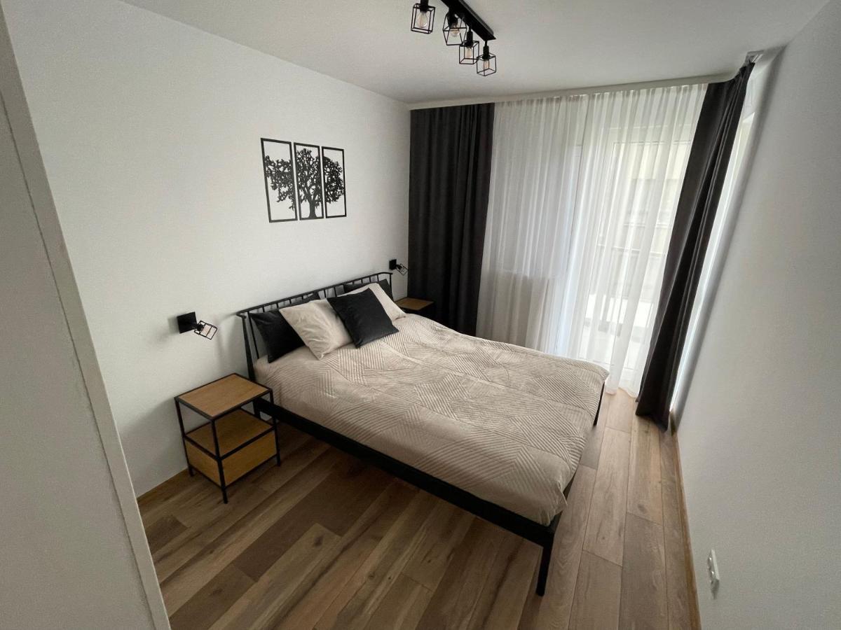 Newport Industrial Apartment وارسو المظهر الخارجي الصورة