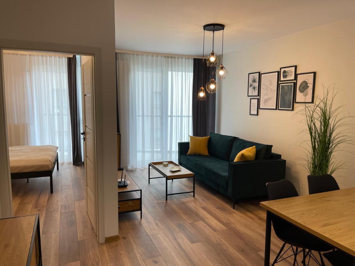 Newport Industrial Apartment وارسو المظهر الخارجي الصورة