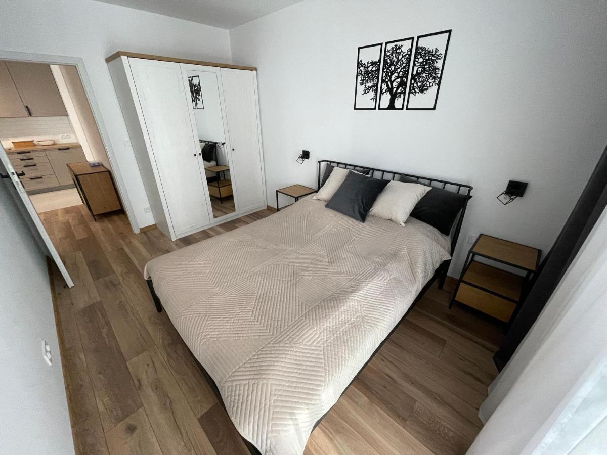 Newport Industrial Apartment وارسو المظهر الخارجي الصورة