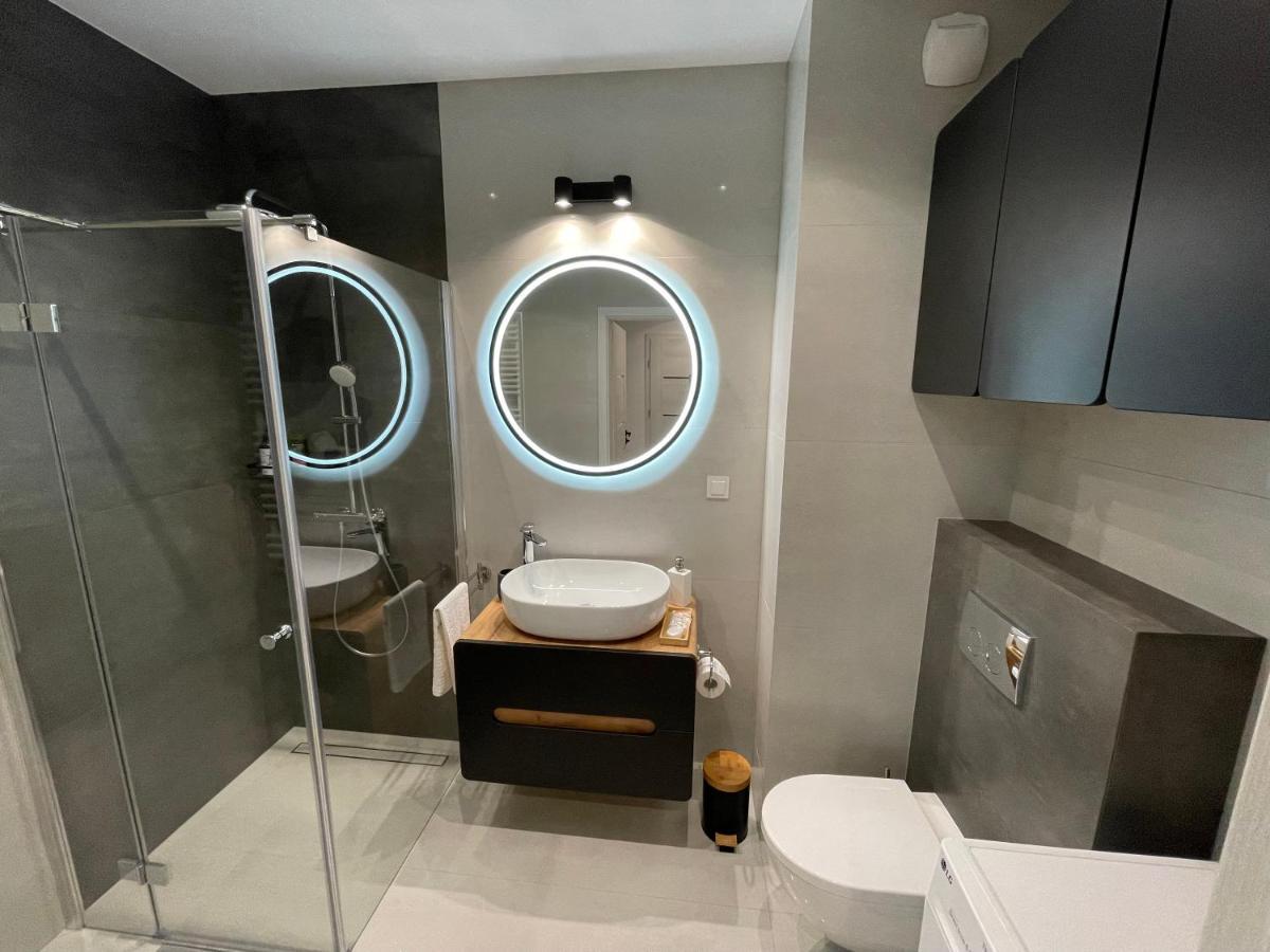 Newport Industrial Apartment وارسو المظهر الخارجي الصورة