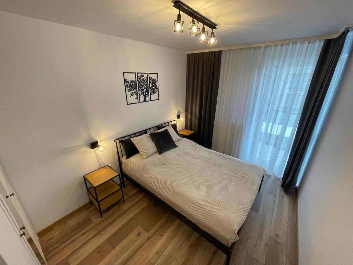 Newport Industrial Apartment وارسو المظهر الخارجي الصورة